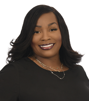 Tracey Dickerson bio image and link