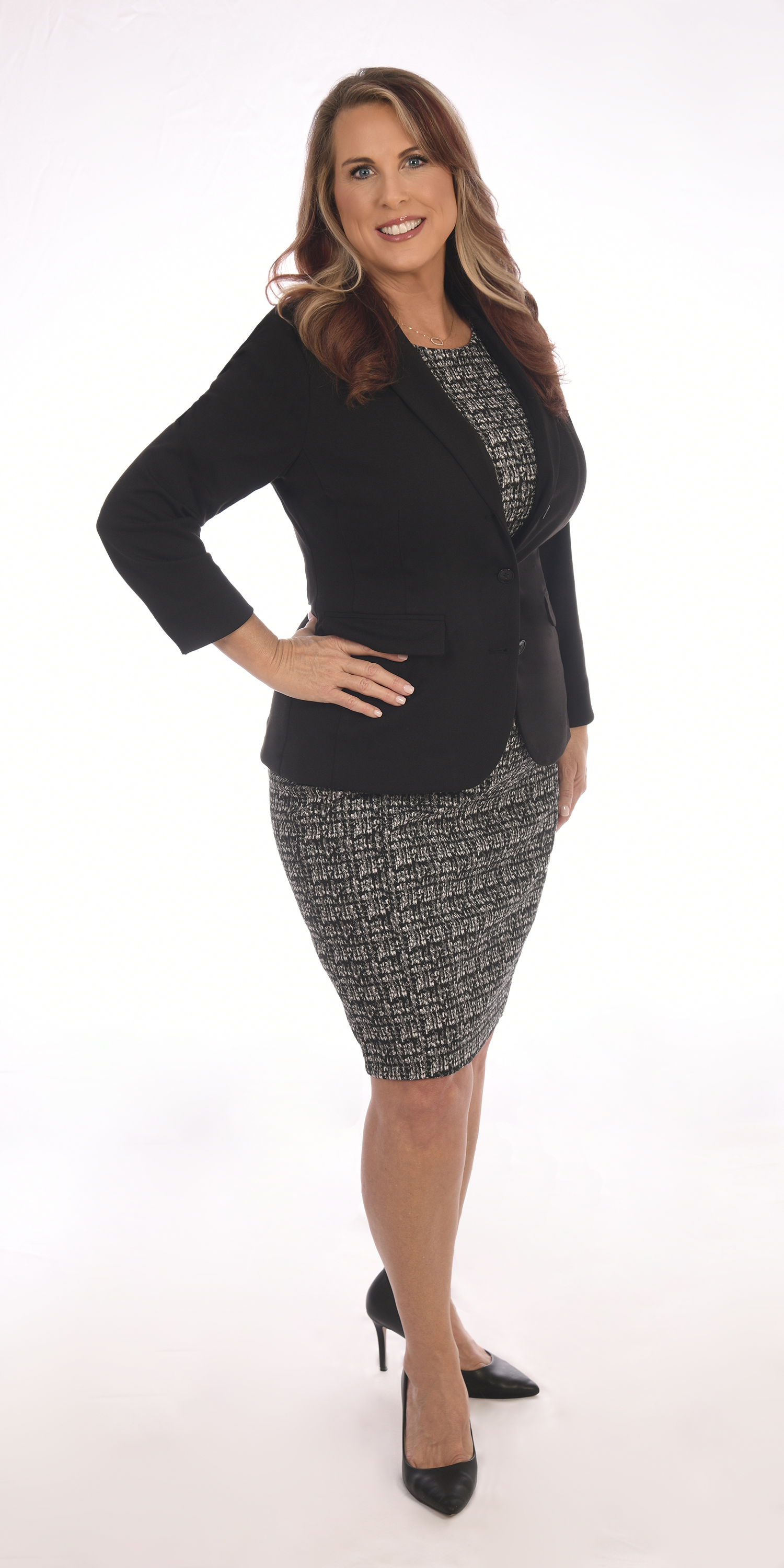 Jennifer Drane bio image and link